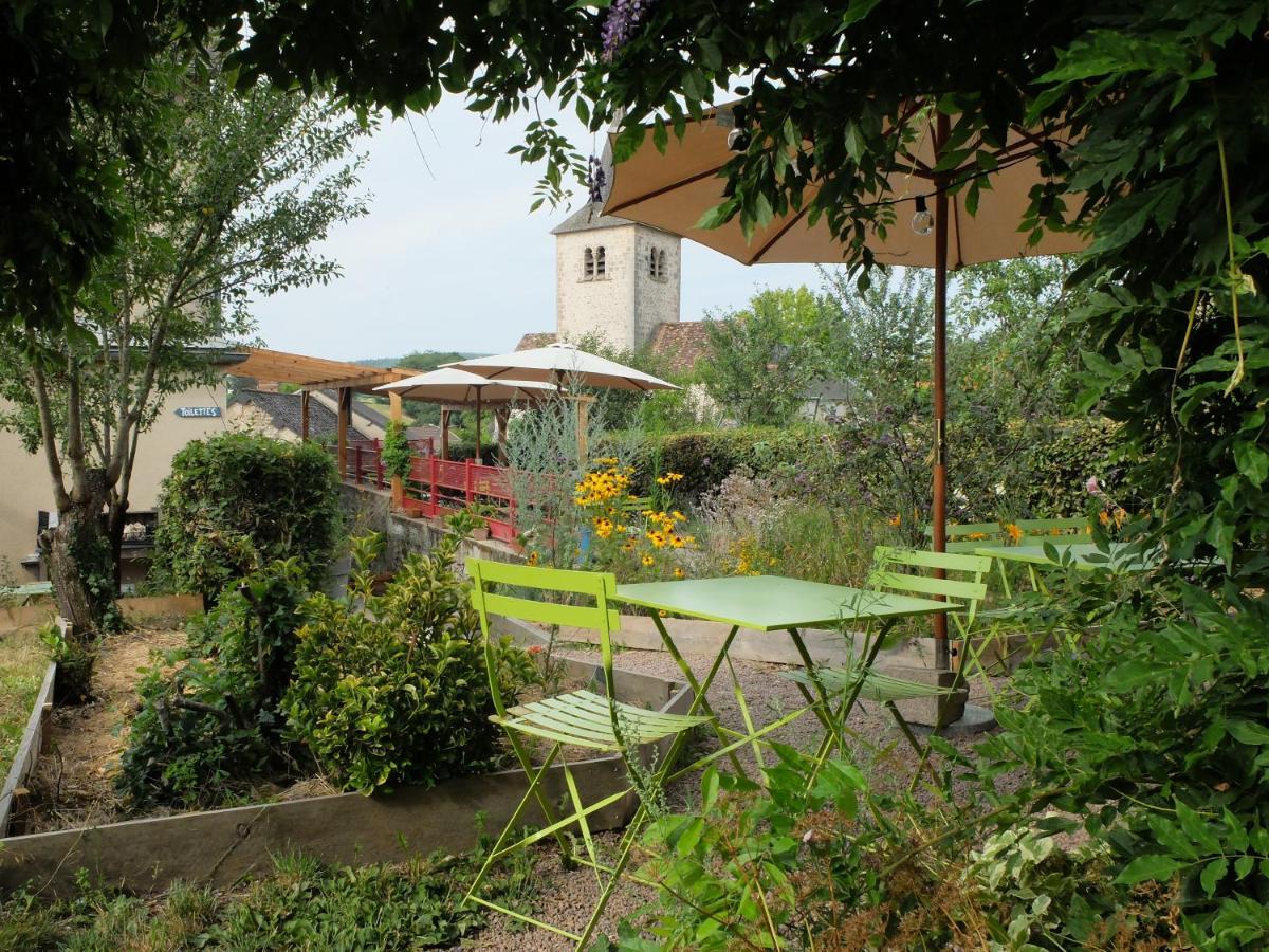 Auberge De Poil Exterior foto