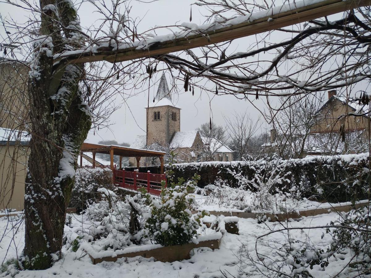 Auberge De Poil Exterior foto